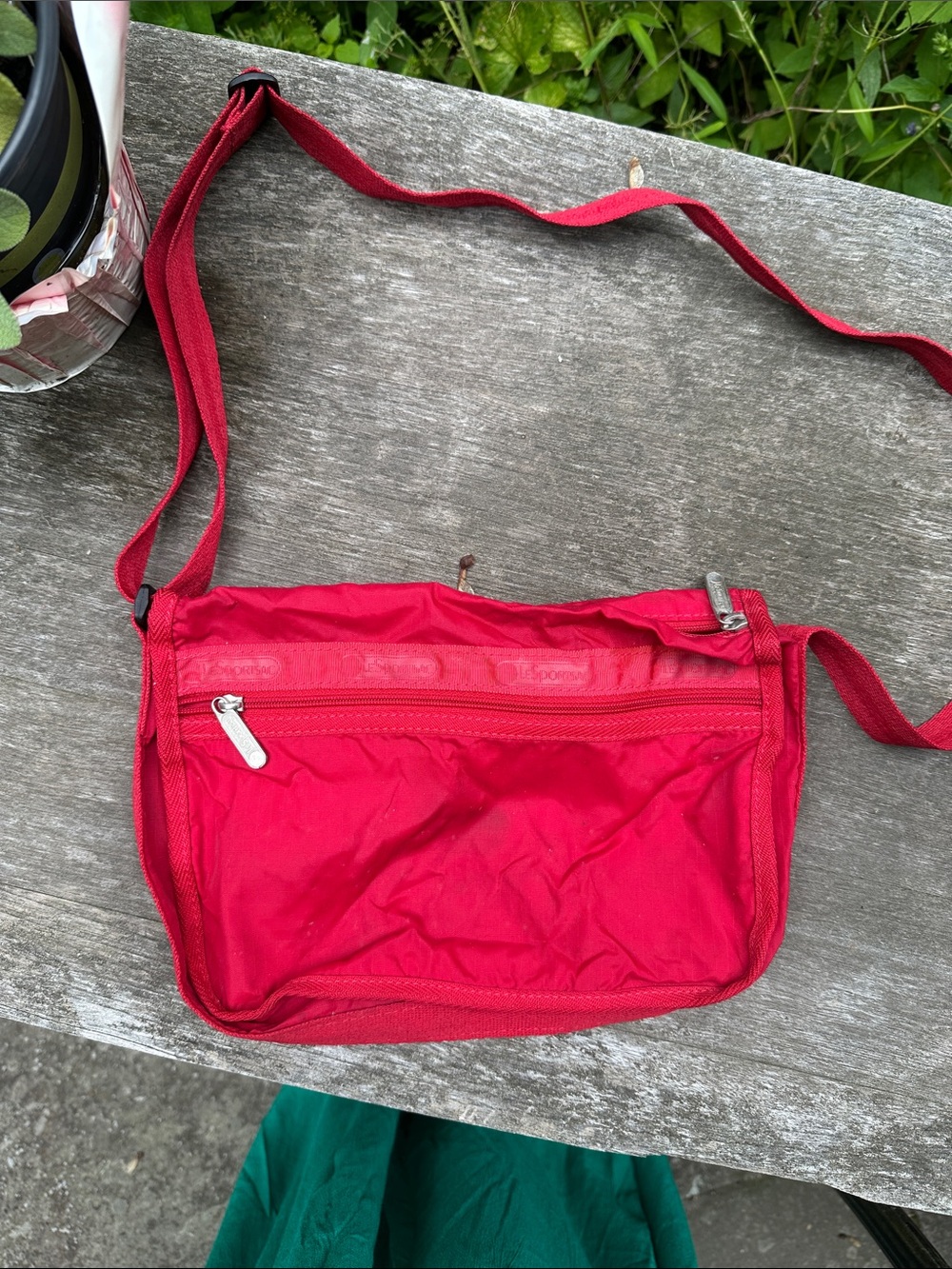 Red LeSportSac Crossbody Nylon Shoulder Bag - Lightweight Everyday Carry